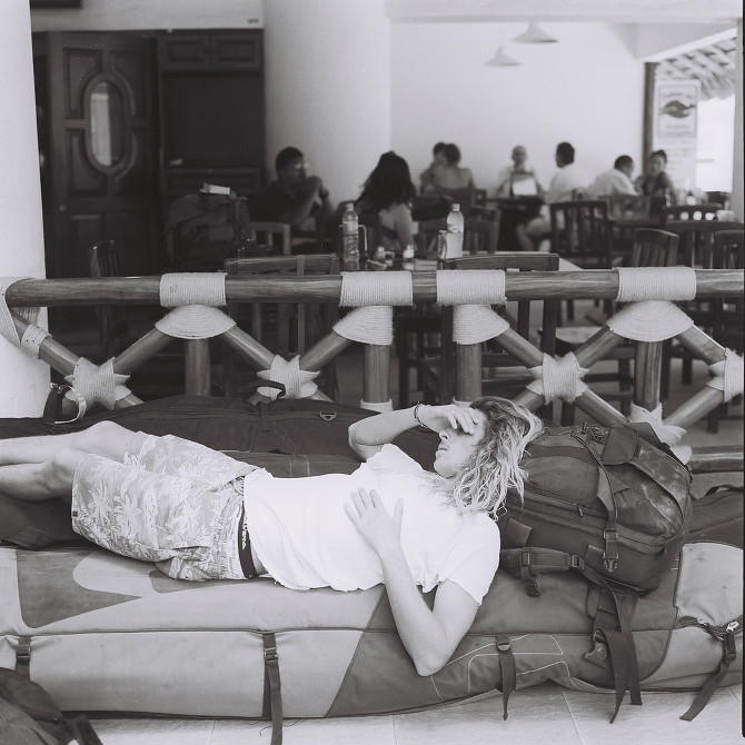 Guide To Airports | From upgrades to layovers: how to expertly navigate the world w/ surfboards (boardrap.com)