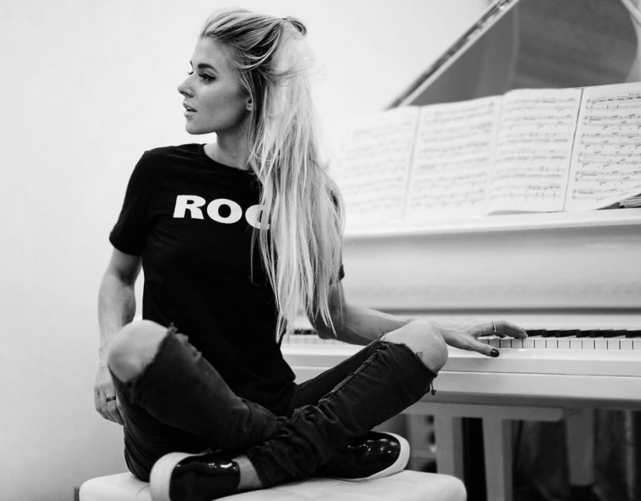 Inspirational Video of a Paralyzed Pro Snowboarder Living + Loving Life